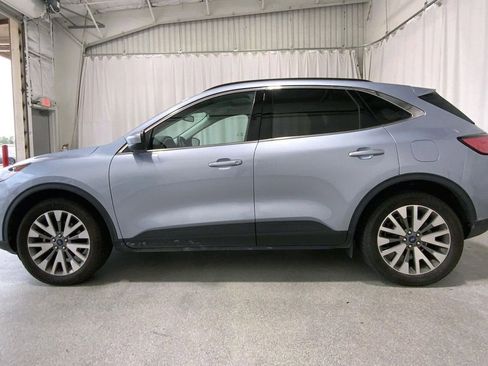 Used 2022 Ford Escape Titanium w/ Class II Trailer Tow Package image 26