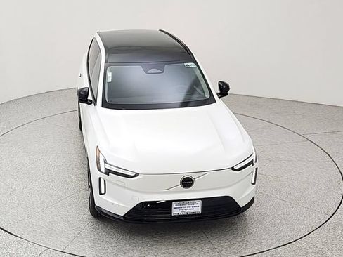 New 2026 Volvo EX90 Ultra AWD/4WD image 14