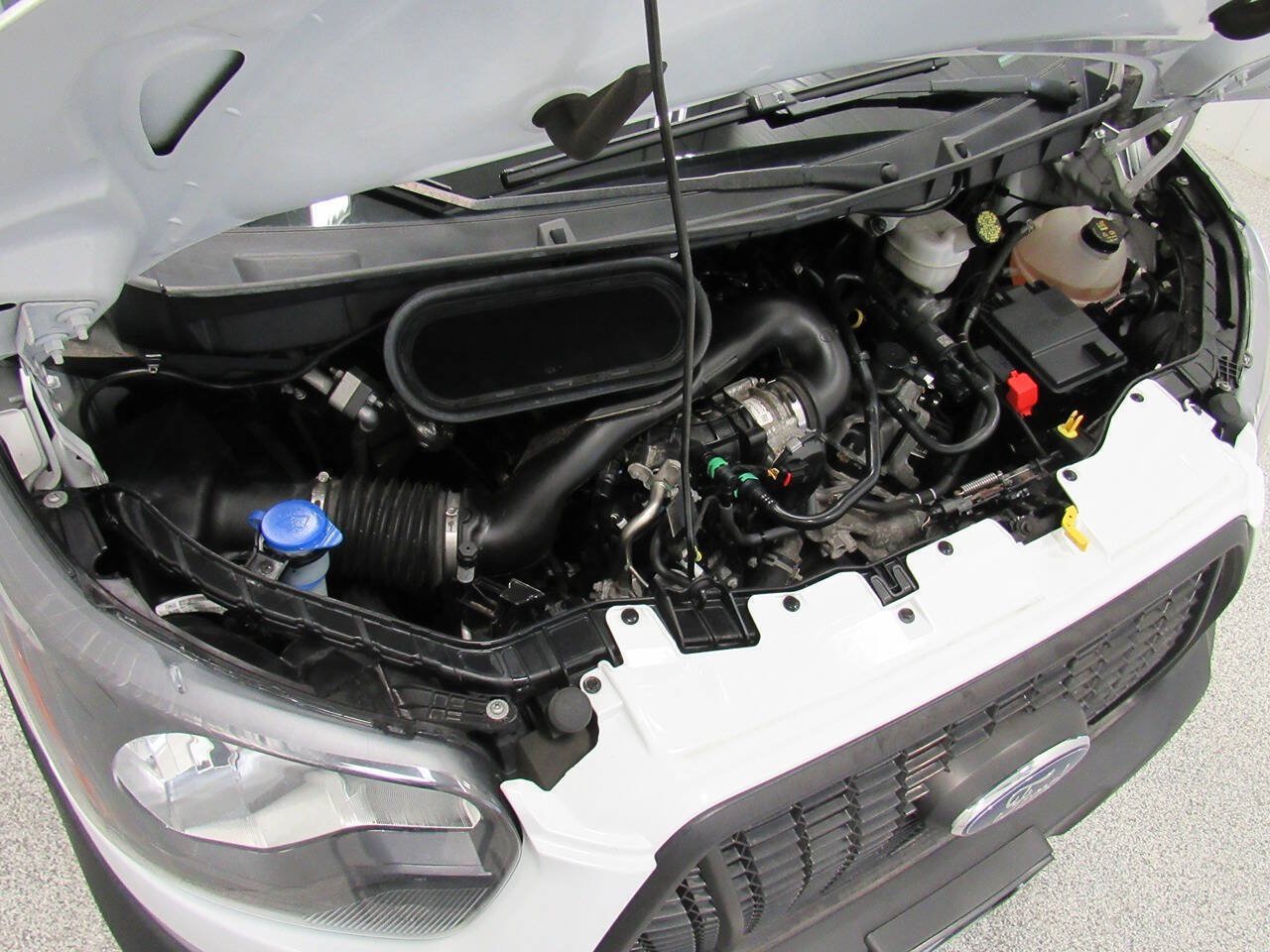 Used 2023 Ford Transit 250 Medium Roof AWD image 30