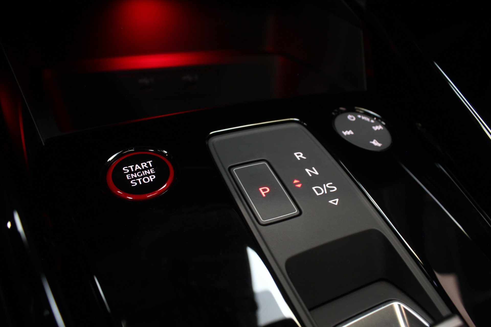 Used 2024 Audi RS 3 AWD/4WD image 91