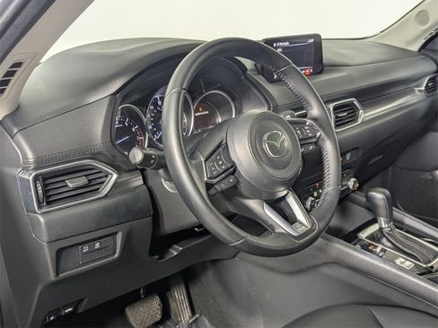 Used 2020 MAZDA CX-5 Touring image 11