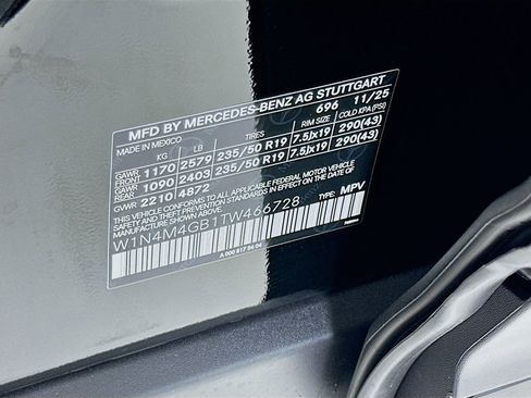 New 2026 Mercedes-Benz GLB 250 image 34