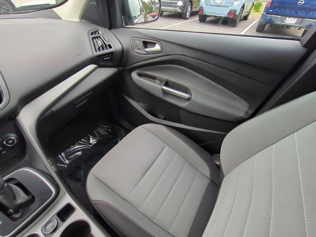 Used 2013 Ford Escape SE AWD/4WD image 15