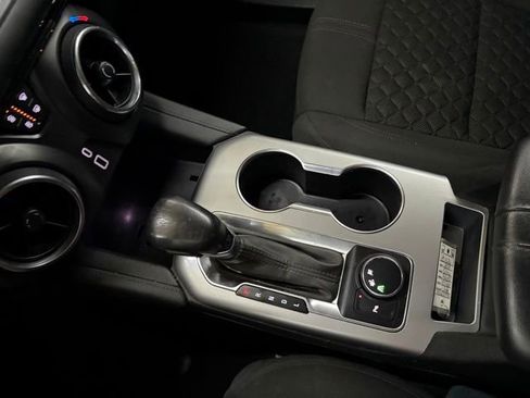 Used 2019 Chevrolet Blazer LT image 56