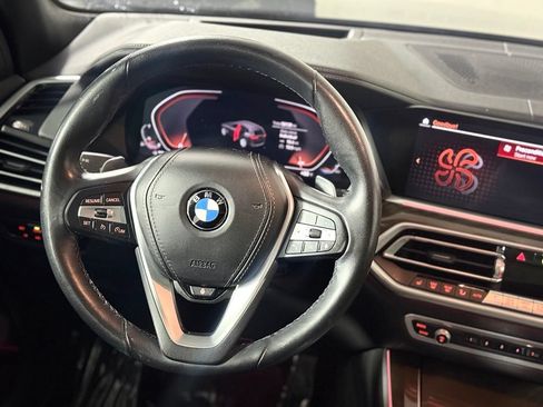 Used 2022 BMW X5 xDrive40i w/ Premium Package AWD/4WD image 11