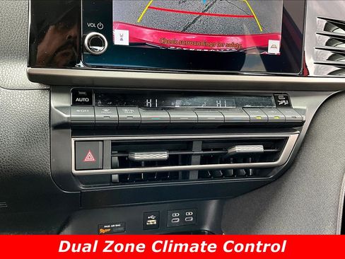 Used 2025 Toyota Camry LE FWD image 15