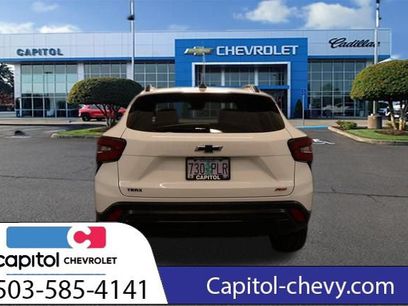 Used 2024 Chevrolet Trax RS w/ Sunroof Package
