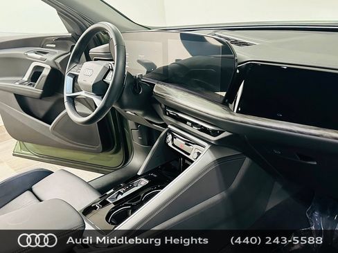 Certified 2025 Audi Q5 Premium w/ Premium Plus AWD/4WD image 10