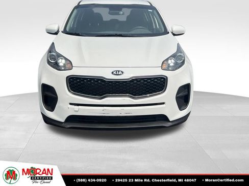 Used 2019 Kia Sportage LX FWD image 2