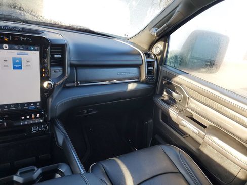 Used 2024 RAM 2500 Limited AWD/4WD image 15