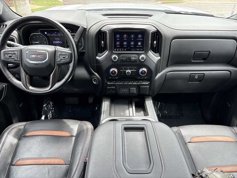 Certified 2022 GMC Sierra 1500 AT4 w/ AT4 Premium Package AWD/4WD image 31