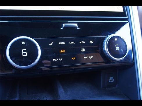 Used 2023 Land Rover Discovery HSE R-Dynamic image 27