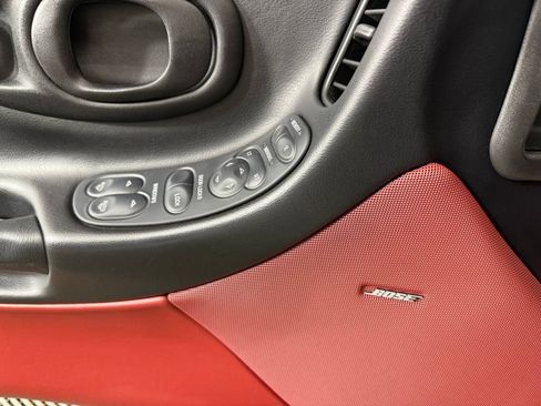 Used 1997 Chevrolet Corvette Coupe w/ Roof Pkg RWD image 18
