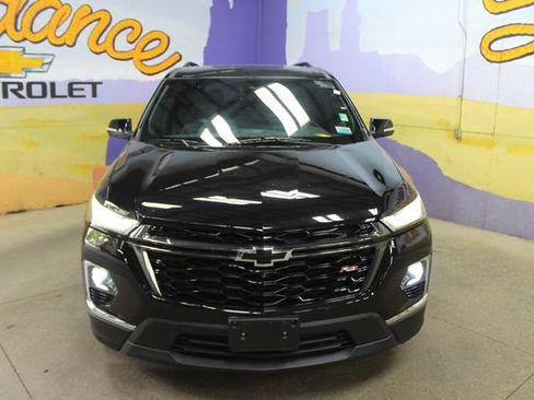 Used 2022 Chevrolet Traverse RS w/ LPO, Floor Liner Package AWD/4WD image 3