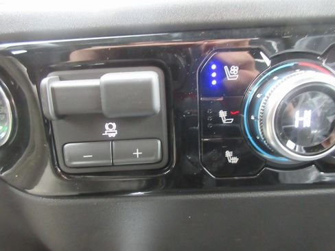 New 2026 GMC Sierra 1500 SLT w/ SLT Premium Plus Package image 20