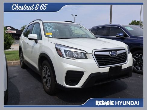 Used 2020 Subaru Forester Premium AWD/4WD image 1