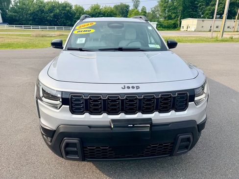 Used 2026 Jeep Cherokee Limited AWD/4WD image 8