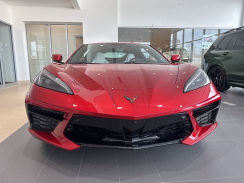 Used 2022 Chevrolet Corvette Stingray Preferred Cpe w/ Battery Protection Package RWD image 10