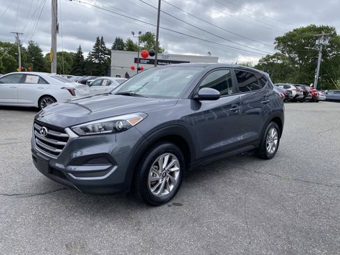 Used 2018 Hyundai Tucson SE AWD/4WD image 1