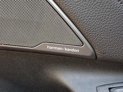 Used 2018 BMW 530i xDrive AWD/4WD image 30
