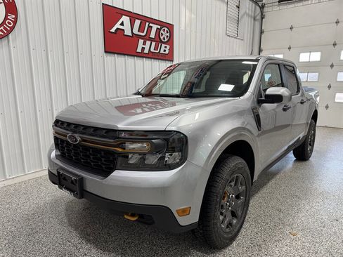 Used 2023 Ford Maverick Tremor w/ Tremor Off-Road Package image 2