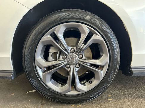 Used 2023 Honda Accord EX image 8