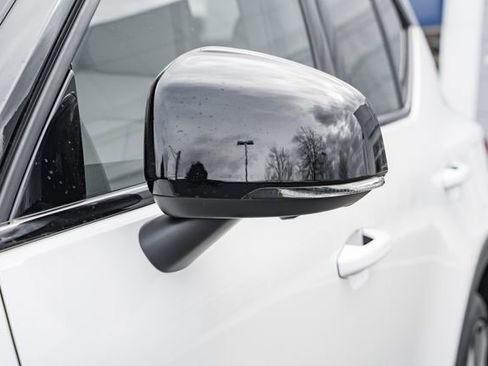 New 2026 Volvo EX40 Plus w/ Climate Package image 16