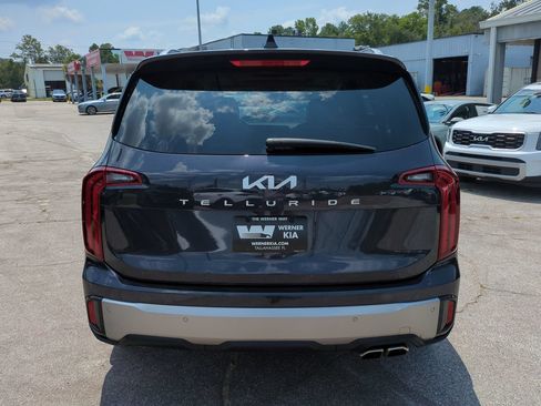 Certified 2025 Kia Telluride S FWD image 6