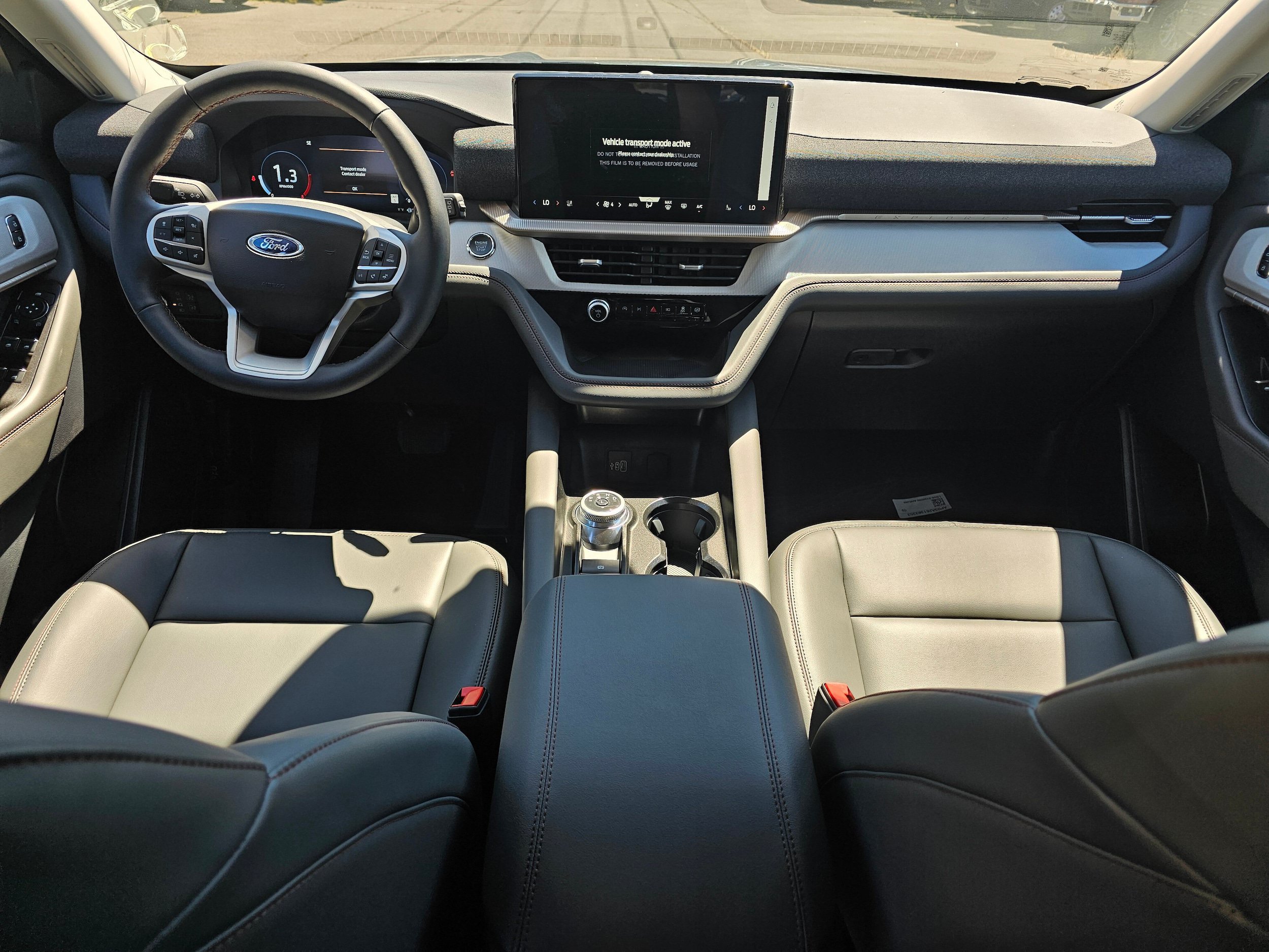 New 2026 Ford Explorer Active w/ Active Comfort Package AWD/4WD image 13