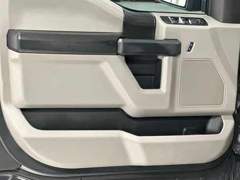 Used 2016 Ford F150 XL w/ Equipment Group 101A Mid RWD image 13