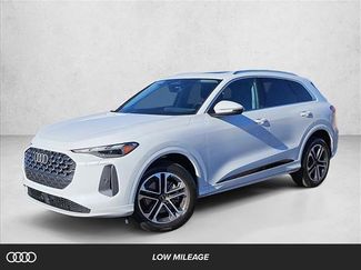 Certified 2025 Audi Q5 Premium w/ Convenience Package video 1