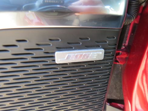 Used 2024 GMC Acadia Elevation image 19