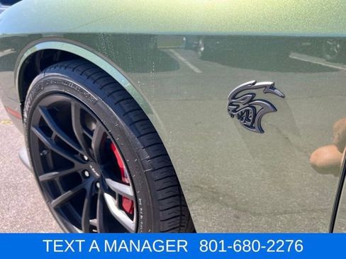 Used 2023 Dodge Challenger SRT Hellcat RWD image 4