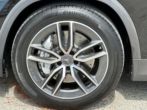 Certified 2023 Mercedes-Benz GLA 35 AMG 4MATIC image 40