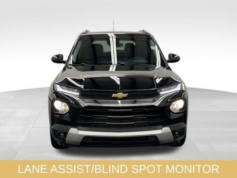 Used 2023 Chevrolet TrailBlazer LT w/ Convenience Package image 3