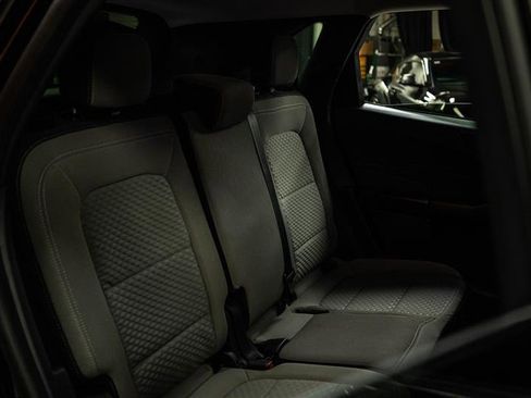 Used 2022 Ford Escape SE w/ Cold Weather Package image 11