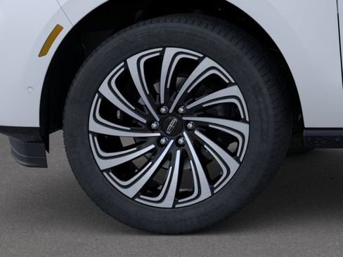 New 2025 Lincoln Navigator L Black Label AWD/4WD image 19