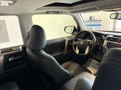 Used 2024 Toyota 4Runner Limited AWD/4WD image 32