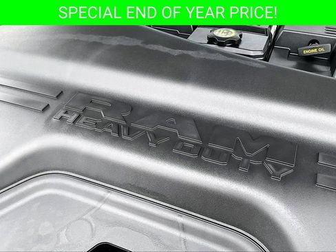 Used 2024 RAM 3500 Big Horn image 31