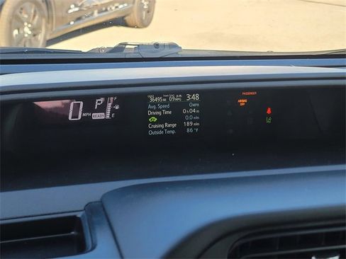 Used 2017 Toyota Prius C Two image 27