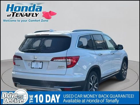 Certified 2022 Honda Pilot Touring image 5