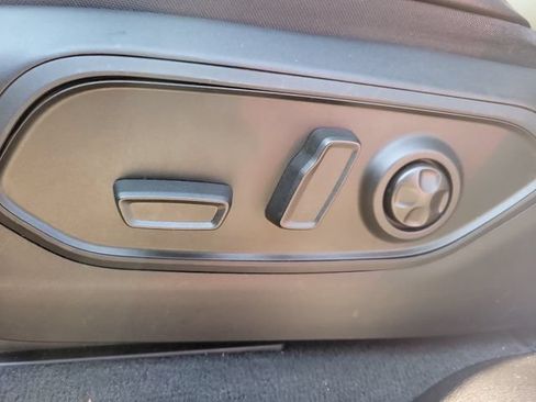 Used 2024 Jeep Grand Cherokee Limited 4xe AWD/4WD image 21