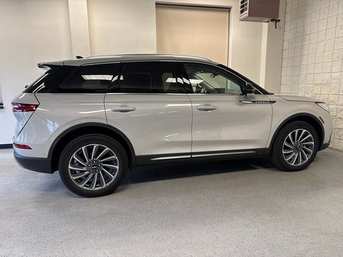 Used 2023 Lincoln Corsair Reserve w/ Equipment Group 202A AWD/4WD image 47