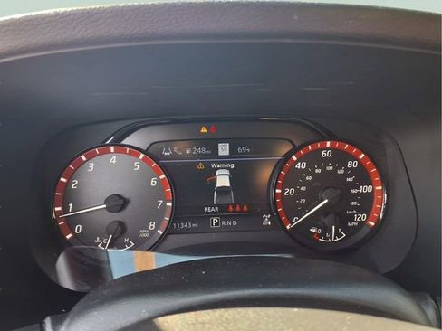 Used 2023 Nissan Frontier PRO-4X w/ Pro Convenience Package AWD/4WD image 25