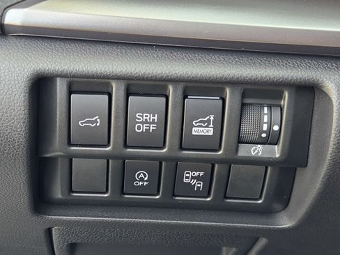 Used 2023 Subaru Forester Premium image 25