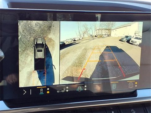 Certified 2024 Chevrolet Silverado 2500 LTZ w/ LTZ Premium Package image 8