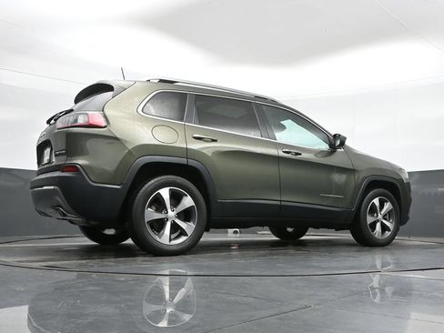 Used 2021 Jeep Cherokee Limited AWD/4WD image 40
