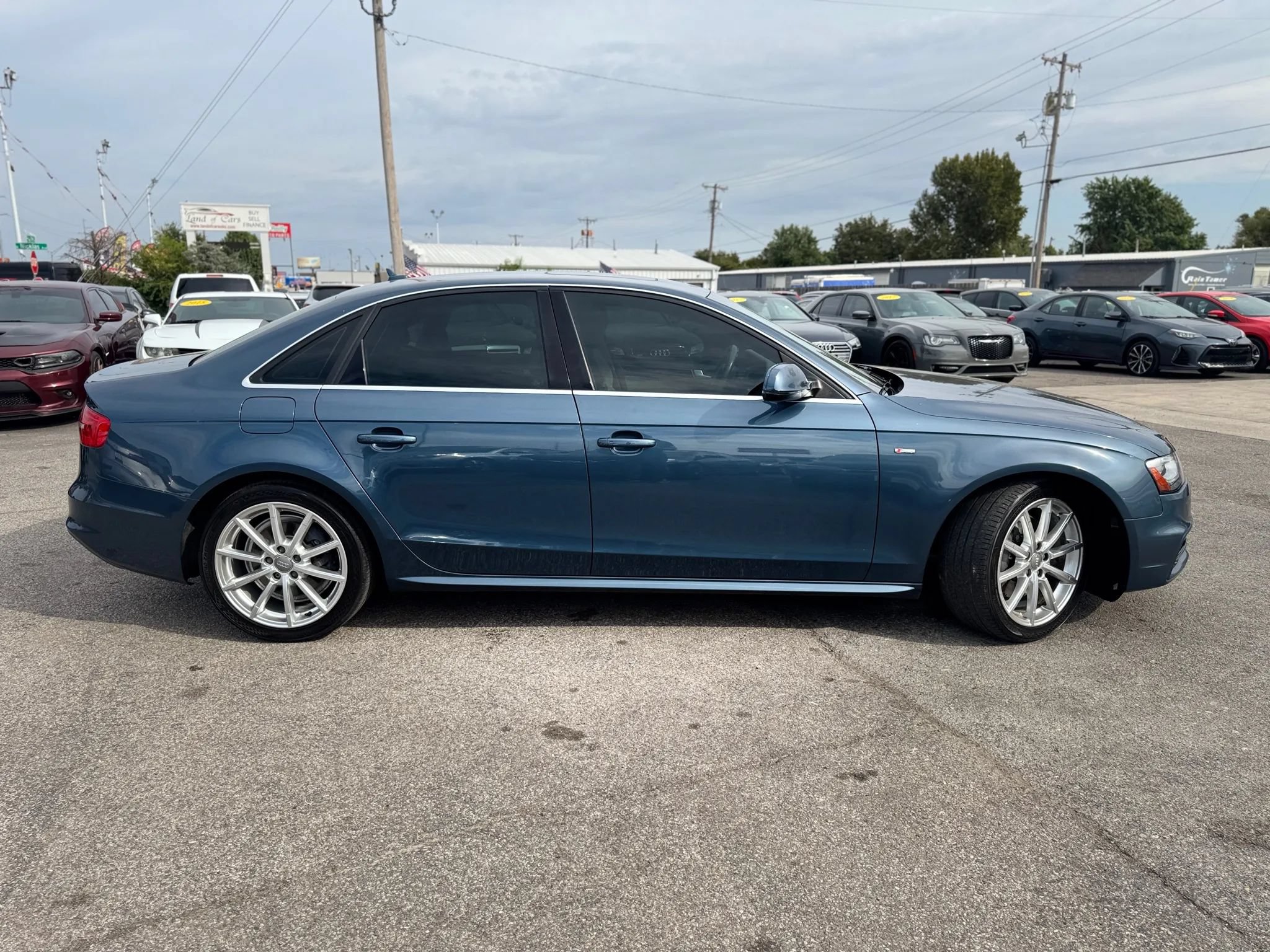 Used 2015 Audi A4 2.0T Premium Plus w/ Technology Package FWD image 2