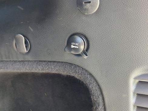 Used 2015 Jeep Grand Cherokee Limited image 26