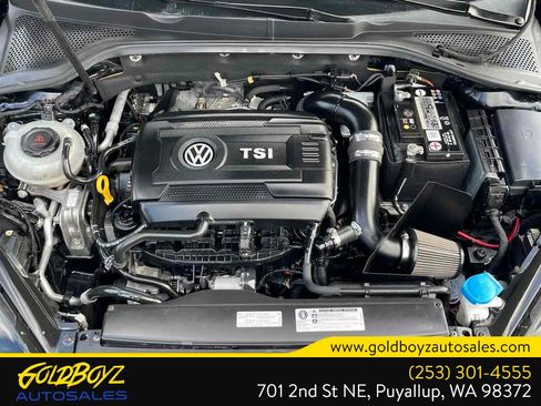 Used 2019 Volkswagen Golf 4-Door FWD image 10